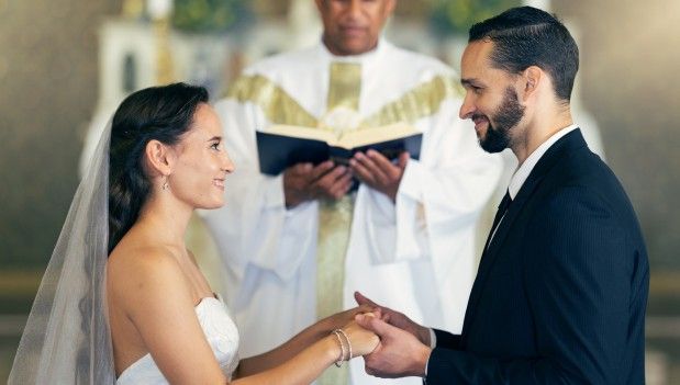 Wedding Dubai Christian 2 | Packages - Religious Weddings | From legal requirements to religious rituals and ceremonial coordination, we offer full-service support. hindu wedding reception