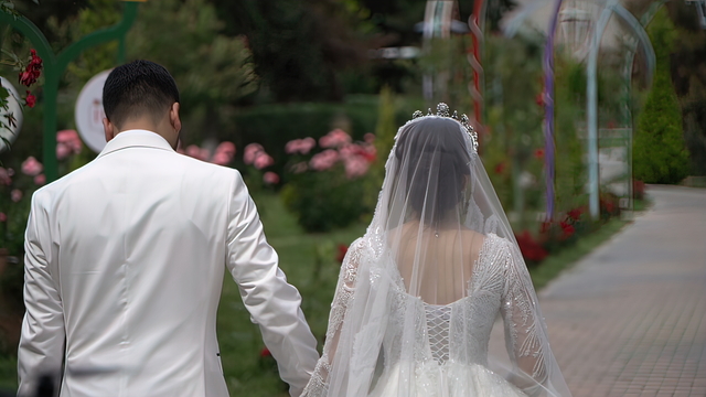 Emirati Weddings: Can Emiratis Marry Expats in UAE in 2024?