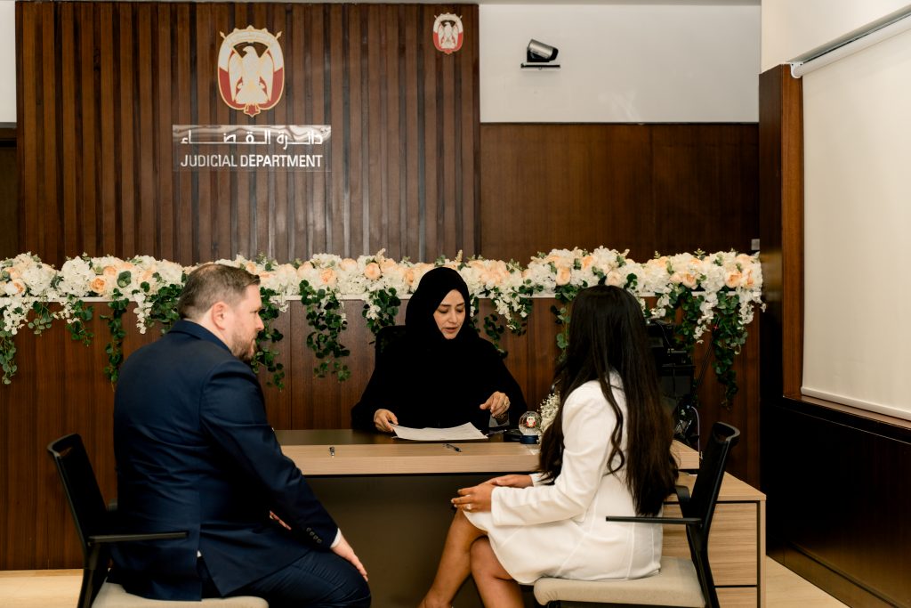 legal marriage in Dubai paperwork and certificate signing process UAE
